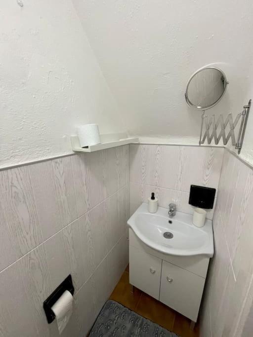 Casa Vacanze Da Meryon Albiano Magra Экстерьер фото